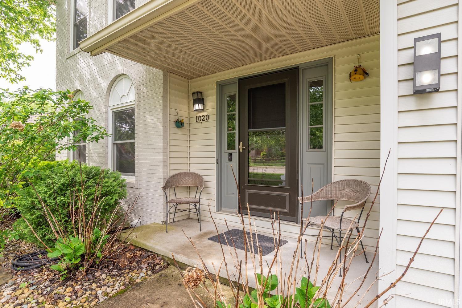1020 South Gentry Court Bloomington, IN 47401 - Photo 2 of 36
