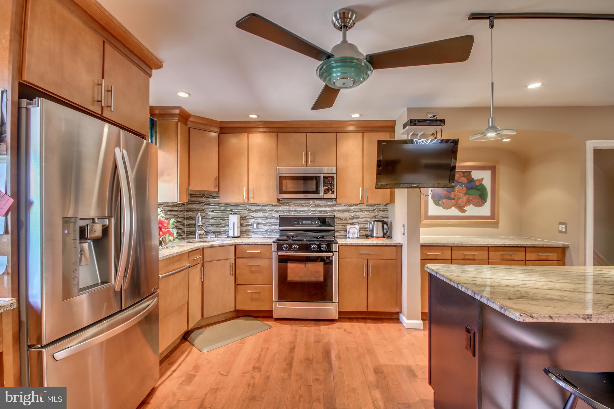 905 Roumfort Road Philadelphia, PA 19150 - Photo 14 of 32 Gallery Image 14