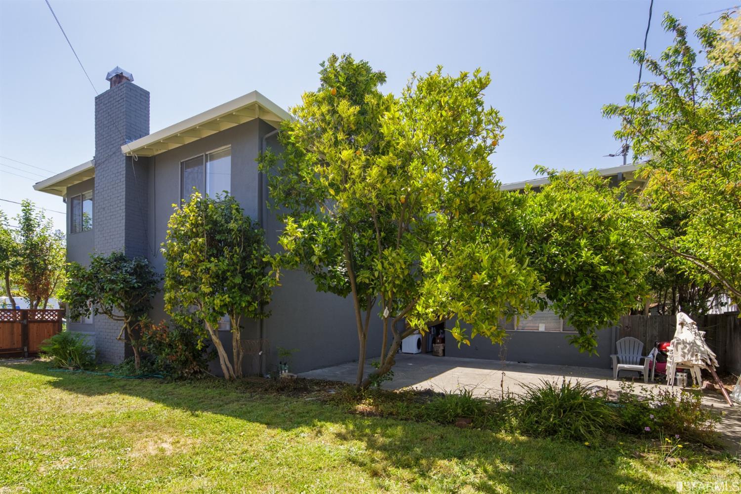 1455 Bay Street Alameda, CA 94501 - Photo 8 of 39 a view of outdoor space and yard