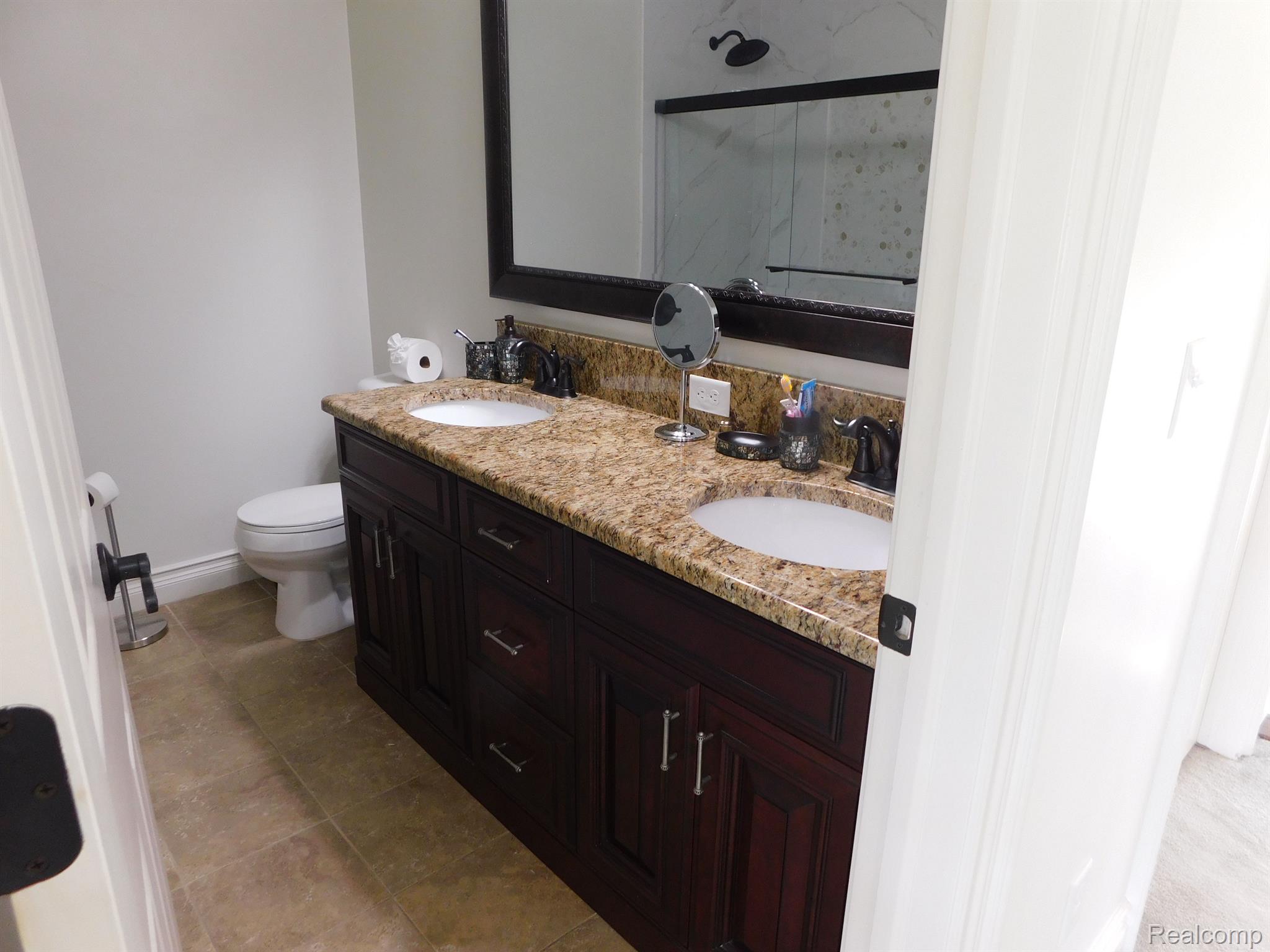 966 Monterey Ln. Rochester, MI 48307 - Photo 75 of 79 Gallery Image 75