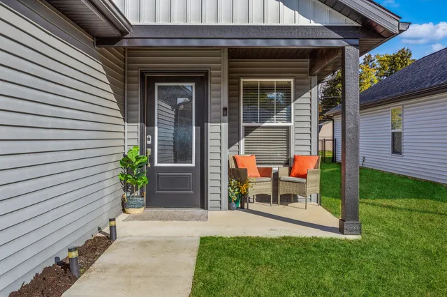 $299,900 | 614 Brown Avenue, Mishawaka, IN 46545