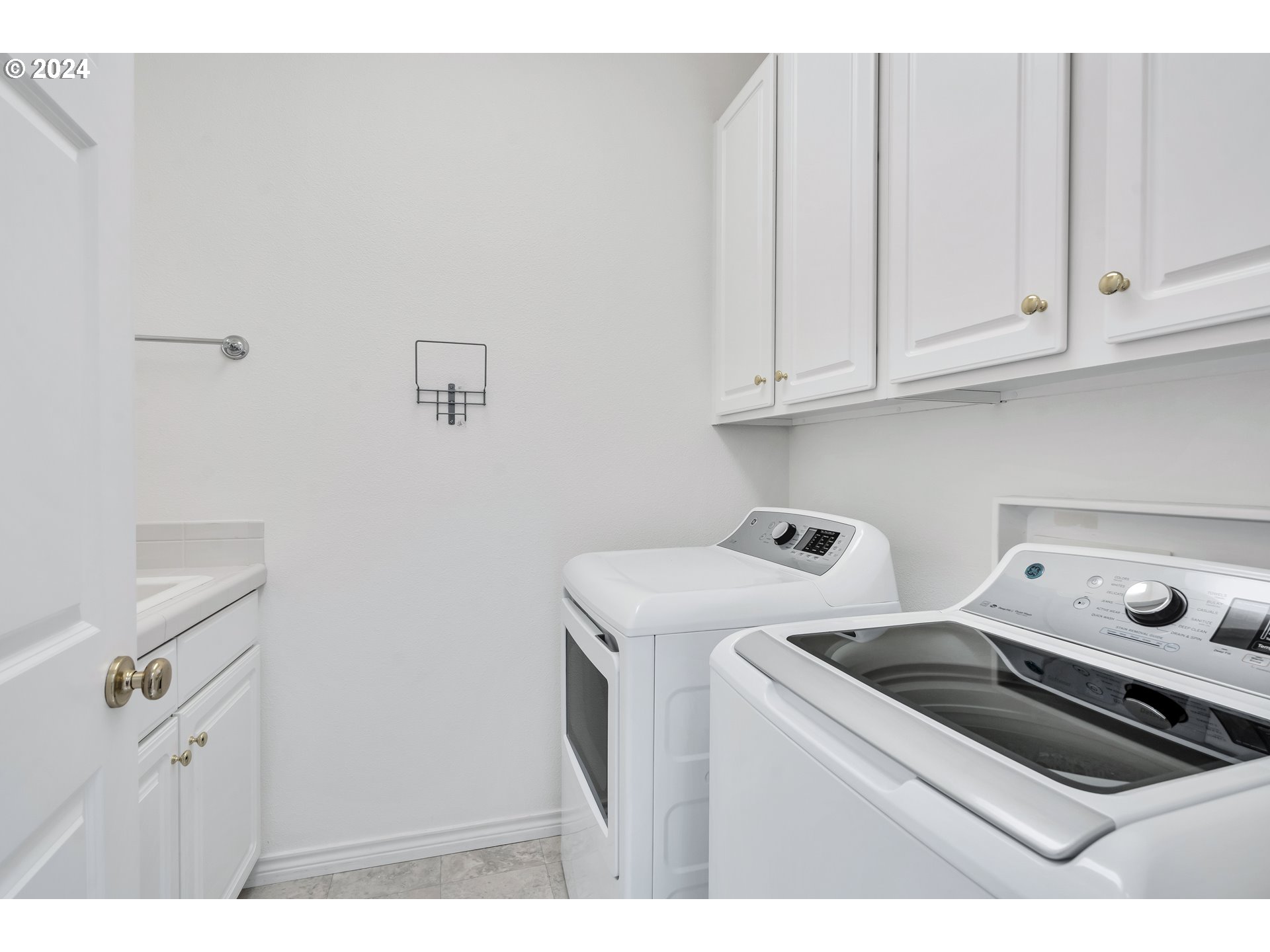200 North Bridgeton Road Portland, OR 97217 - Photo 27 of 37 Gallery Image 27