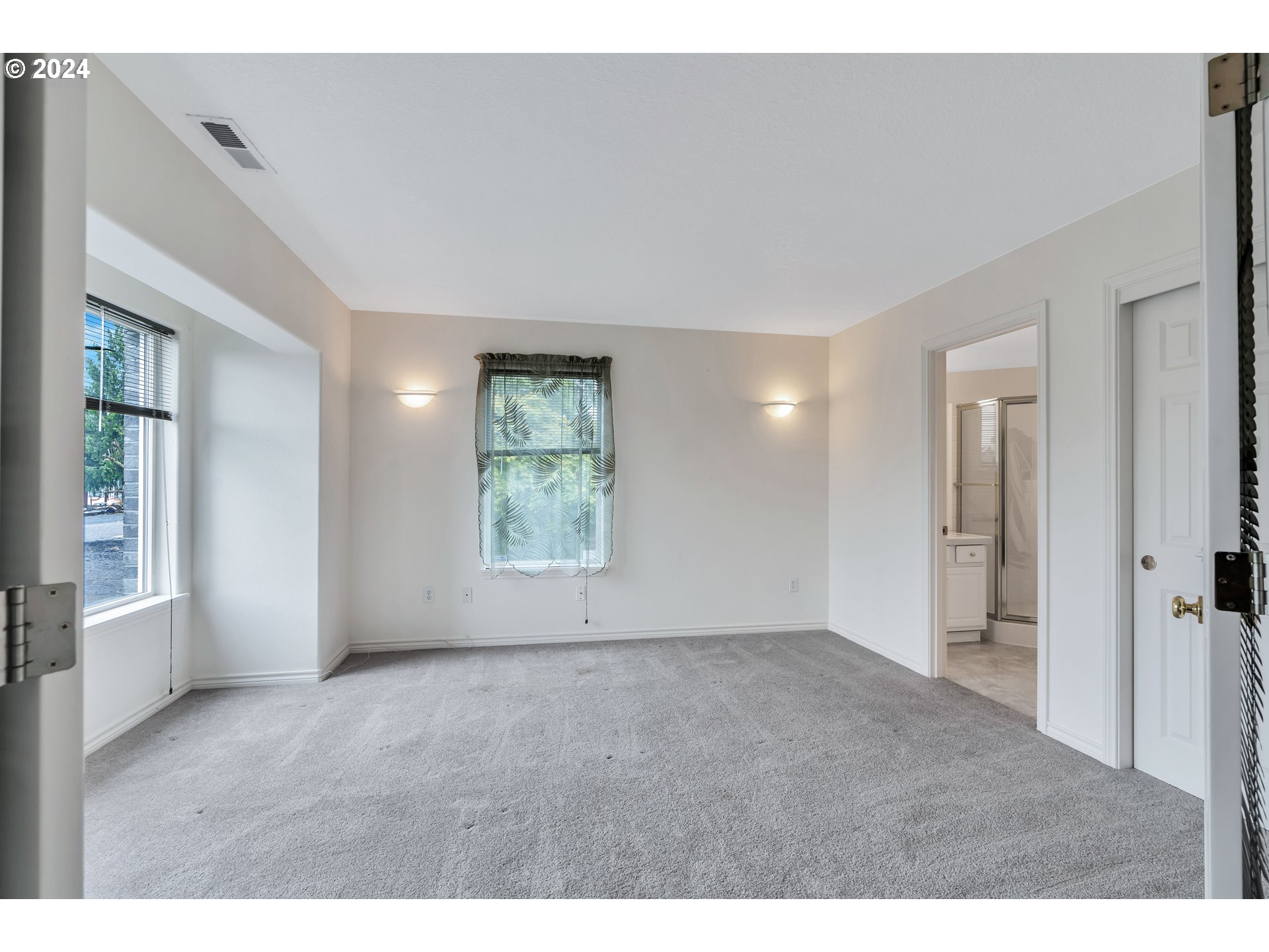 200 North Bridgeton Road Portland, OR 97217 - Photo 7 of 37 Gallery Image 7