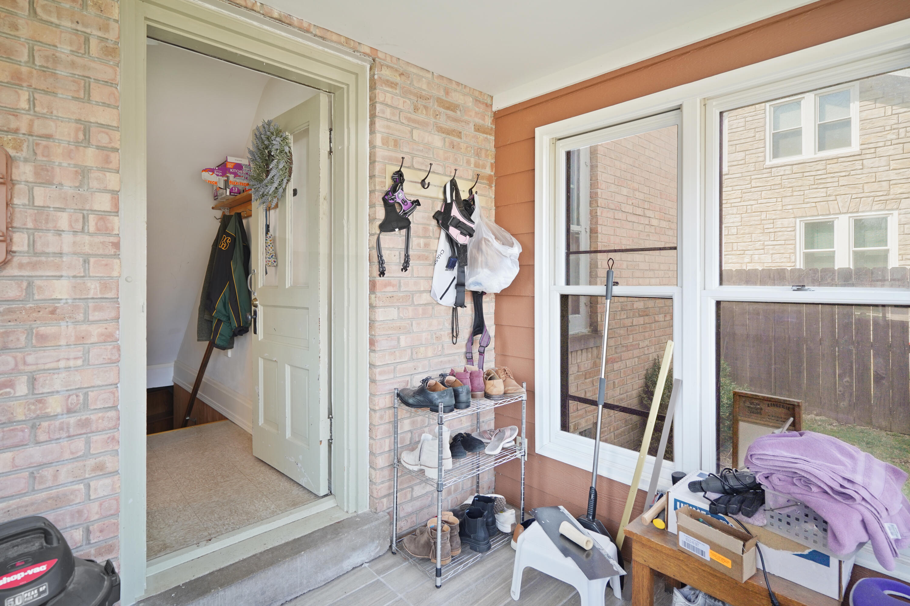 620 73rd Street Kenosha, WI 53143 - Photo 33 of 34 Mud Rm