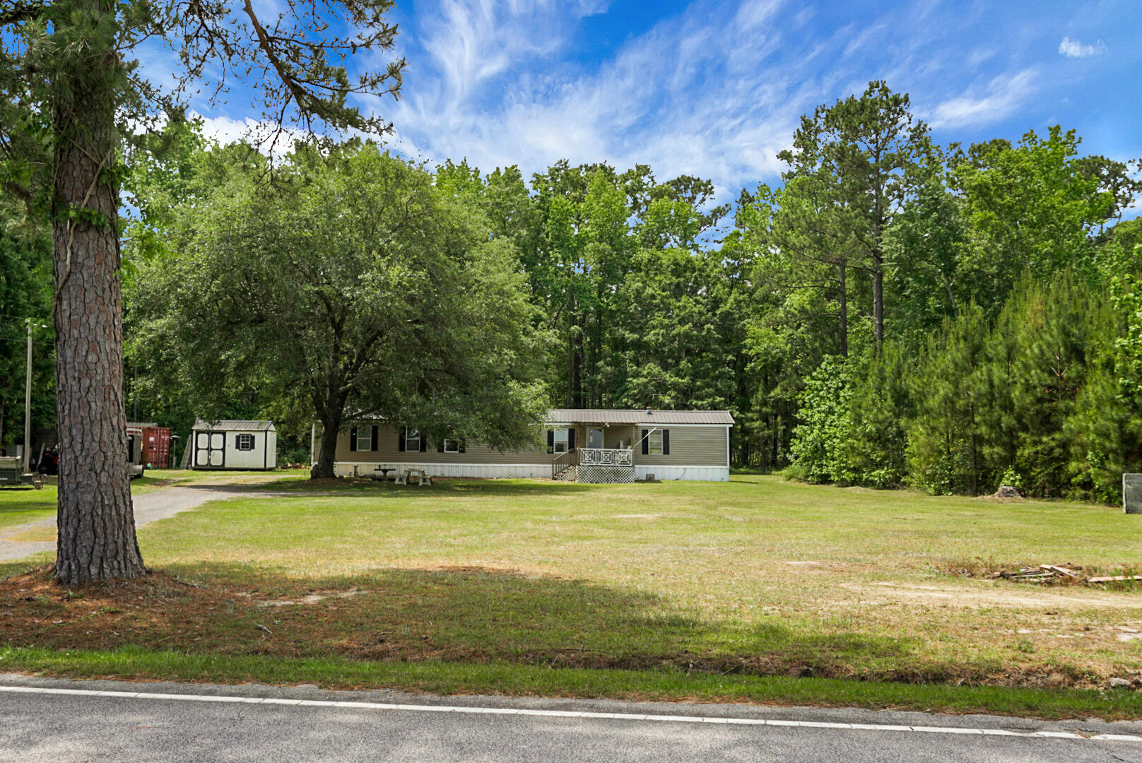 605 Country Club Road Andrews, SC 29510 - Photo 5 of 50 DSC02145