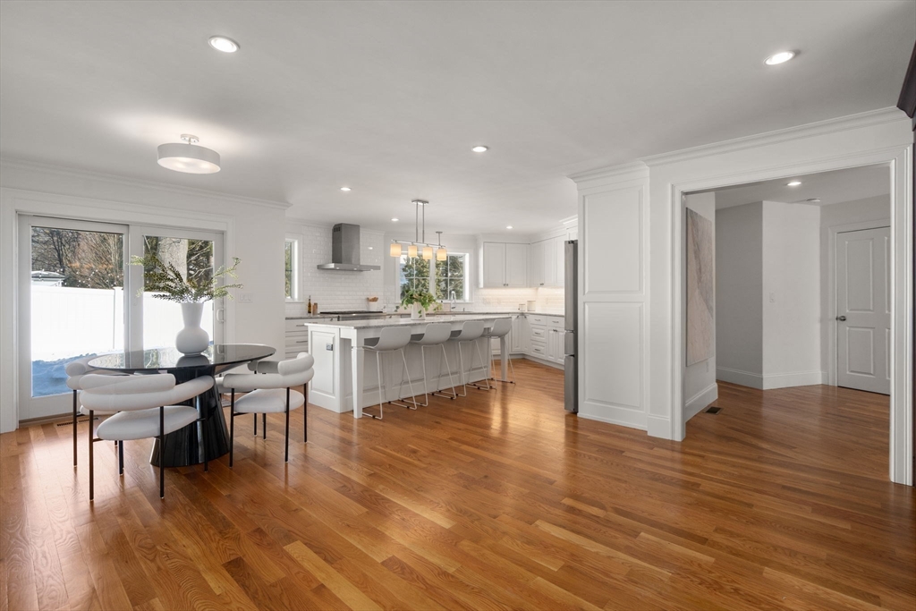 150 Country Club Road Newton, MA 02459 - Photo 6 of 28