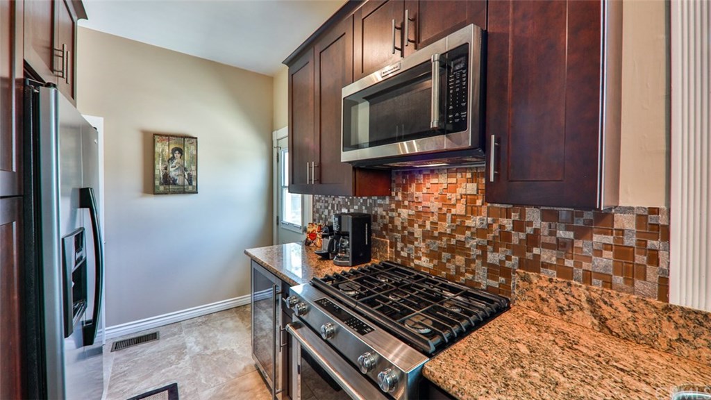 3457 Mulberry Street Riverside, CA 92501 - Photo 4 of 56