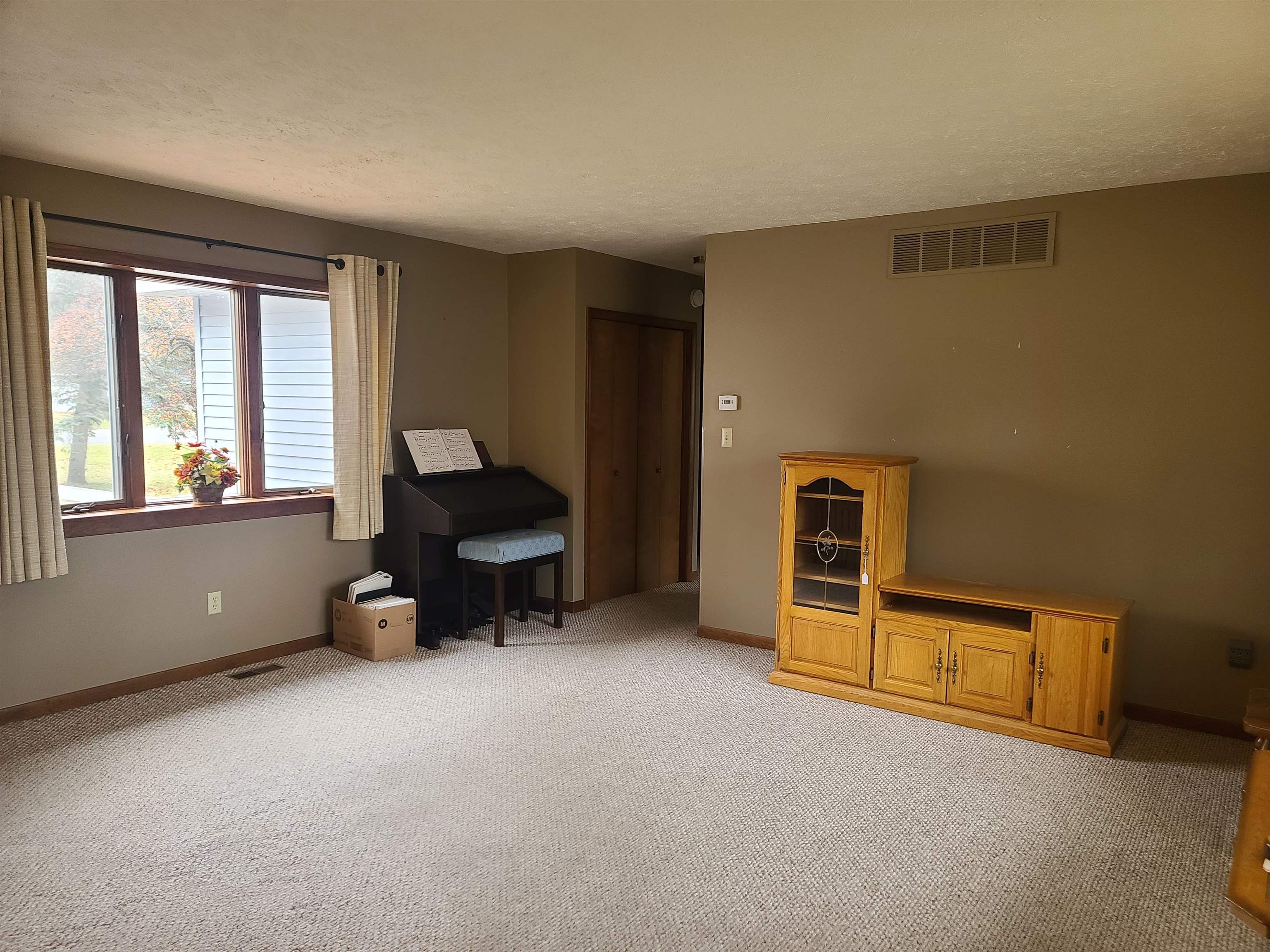 2354 Tamara Road Kalkaska, MI 49646 - Photo 9 of 15 1917529-8.JPG