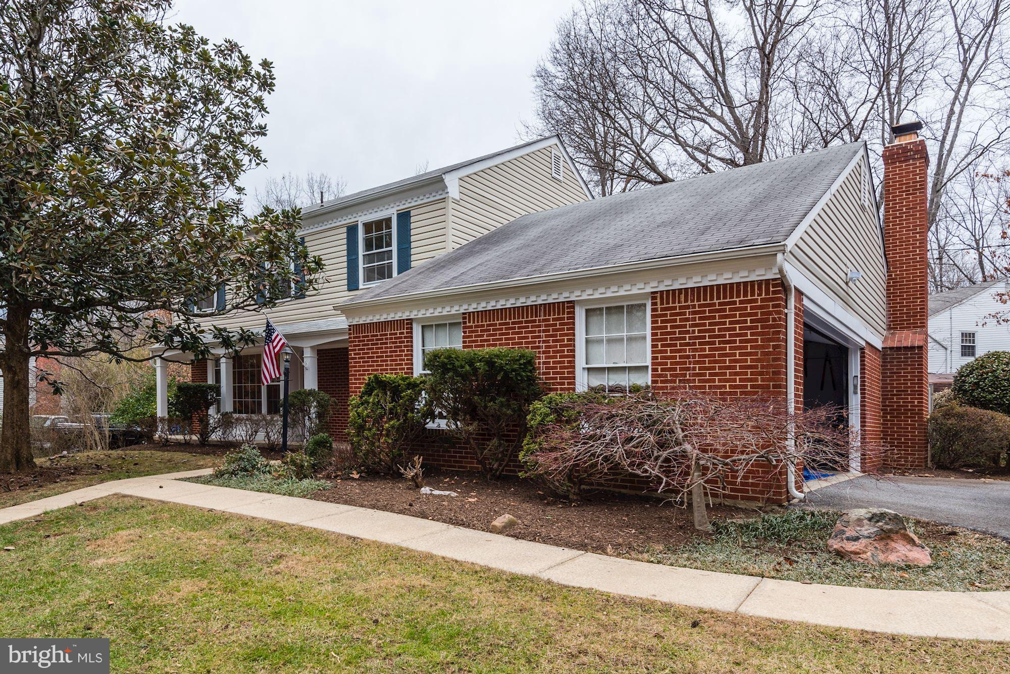 606 Pine Road Fort Washington, MD 20744 - Photo 1 of 30 Exterior (Front)