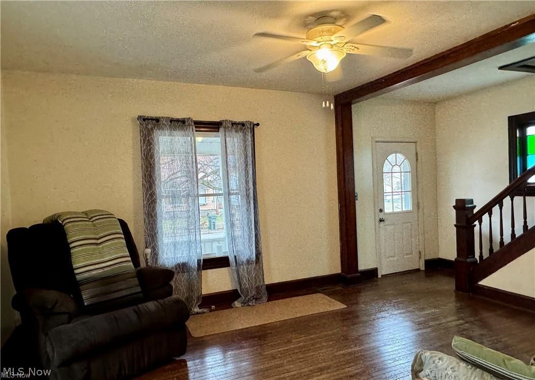 232 West River Road North Elyria, OH 44035 - Photo 3 of 14
