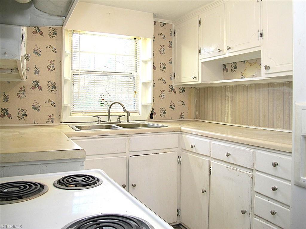 1650 Kersey Valley Road Archdale, NC 27263 - Photo 4 of 18