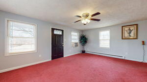 1432 Gabbardtown Road Berea, KY 40403 - Photo 4 of 14 Gabbardtown living 3