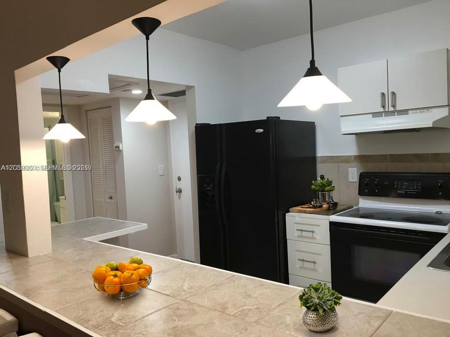 259 South Cypress Road, Unit 527 Pompano Beach, FL 33060 - Photo 3 of 15 Virtually staged