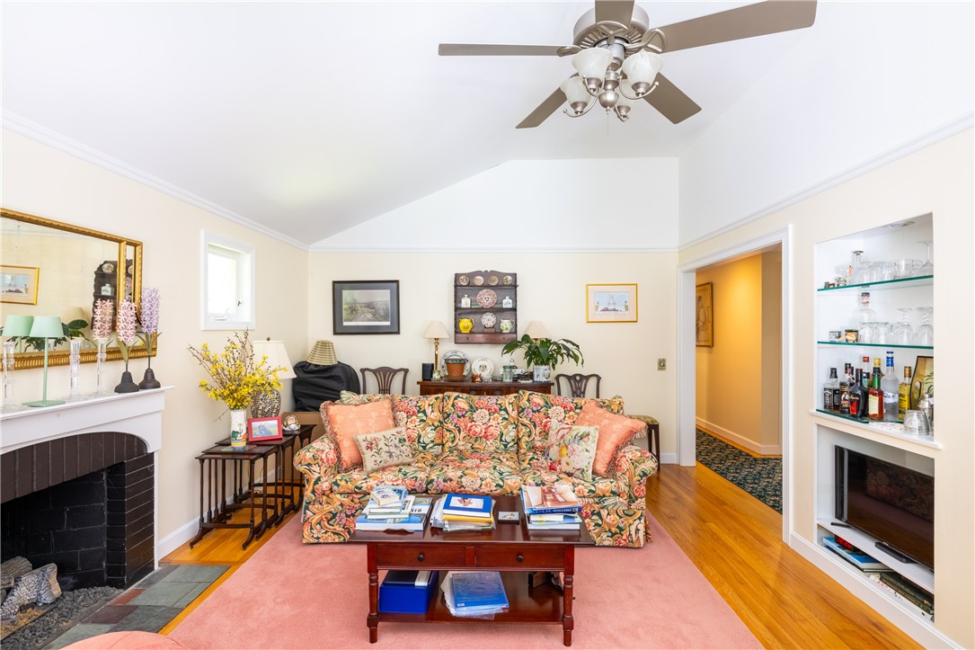 2 Quail Run Westerly, RI 02891 - Photo 8 of 29