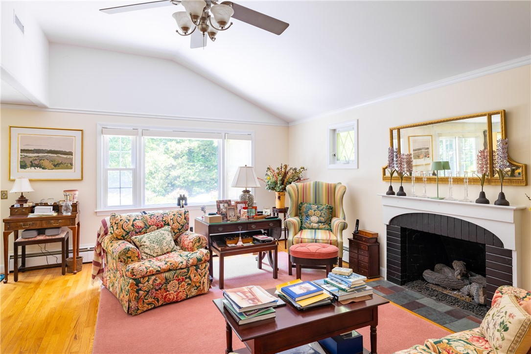 2 Quail Run Westerly, RI 02891 - Photo 9 of 29