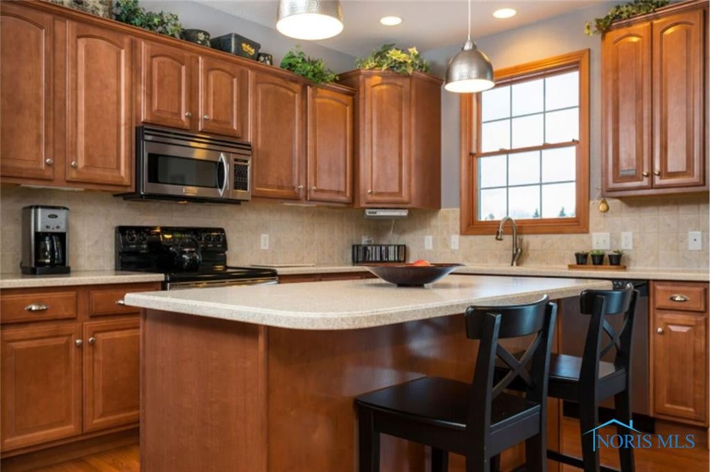 14060 Eckel Junction Road Perrysburg, OH 43551 - Photo 16 of 32 Gallery Image 16
