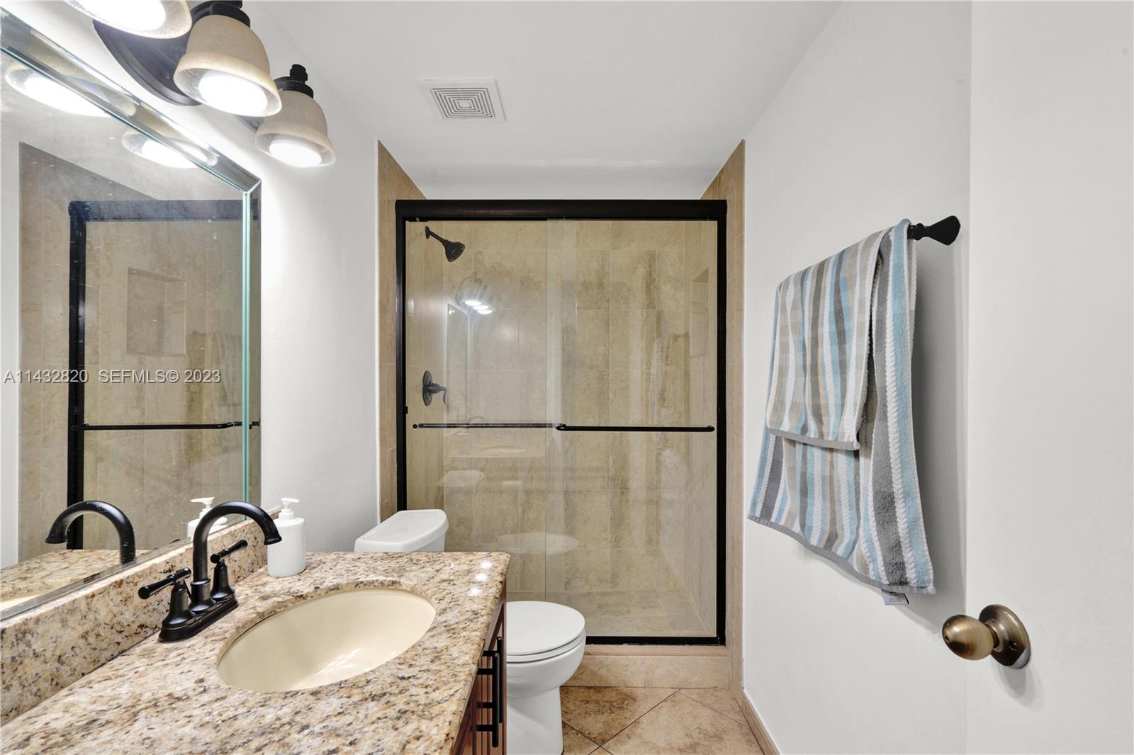 7013 Southwest 109th Court Miami, FL 33173 - Photo 11 of 33