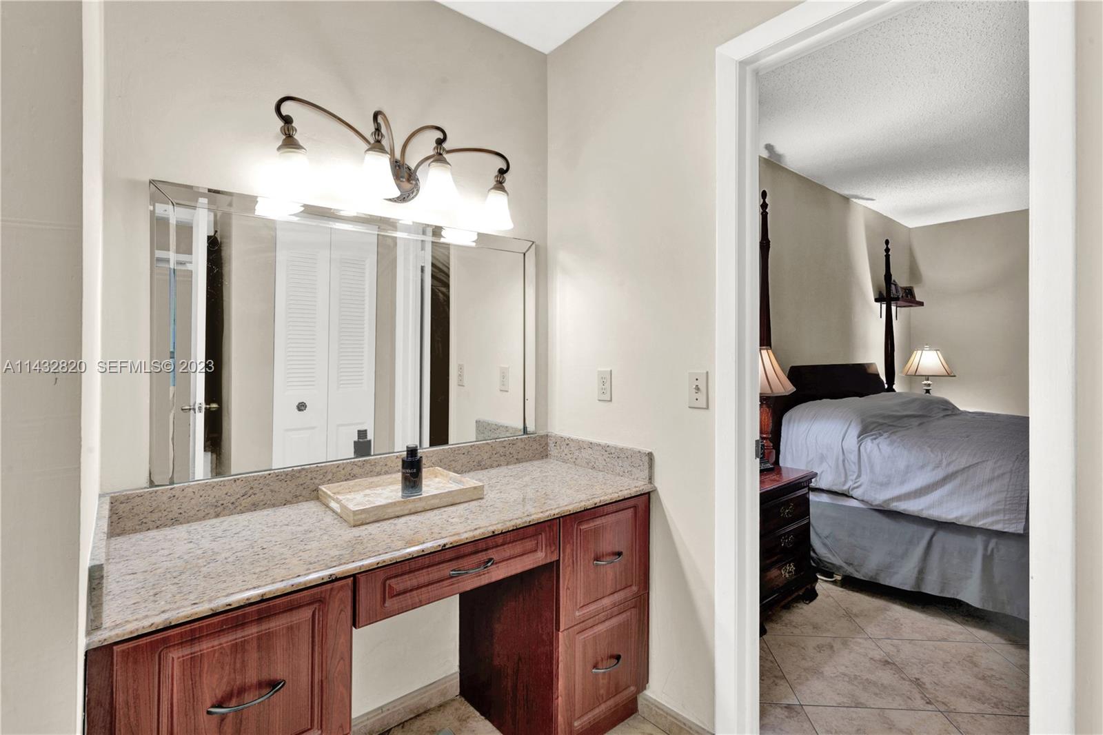 7013 Southwest 109th Court Miami, FL 33173 - Photo 17 of 33