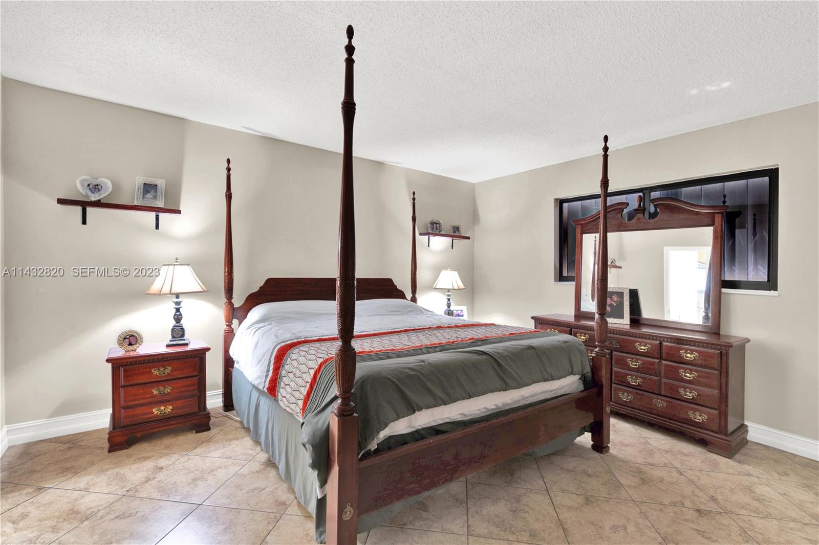 7013 Southwest 109th Court Miami, FL 33173 - Photo 19 of 33