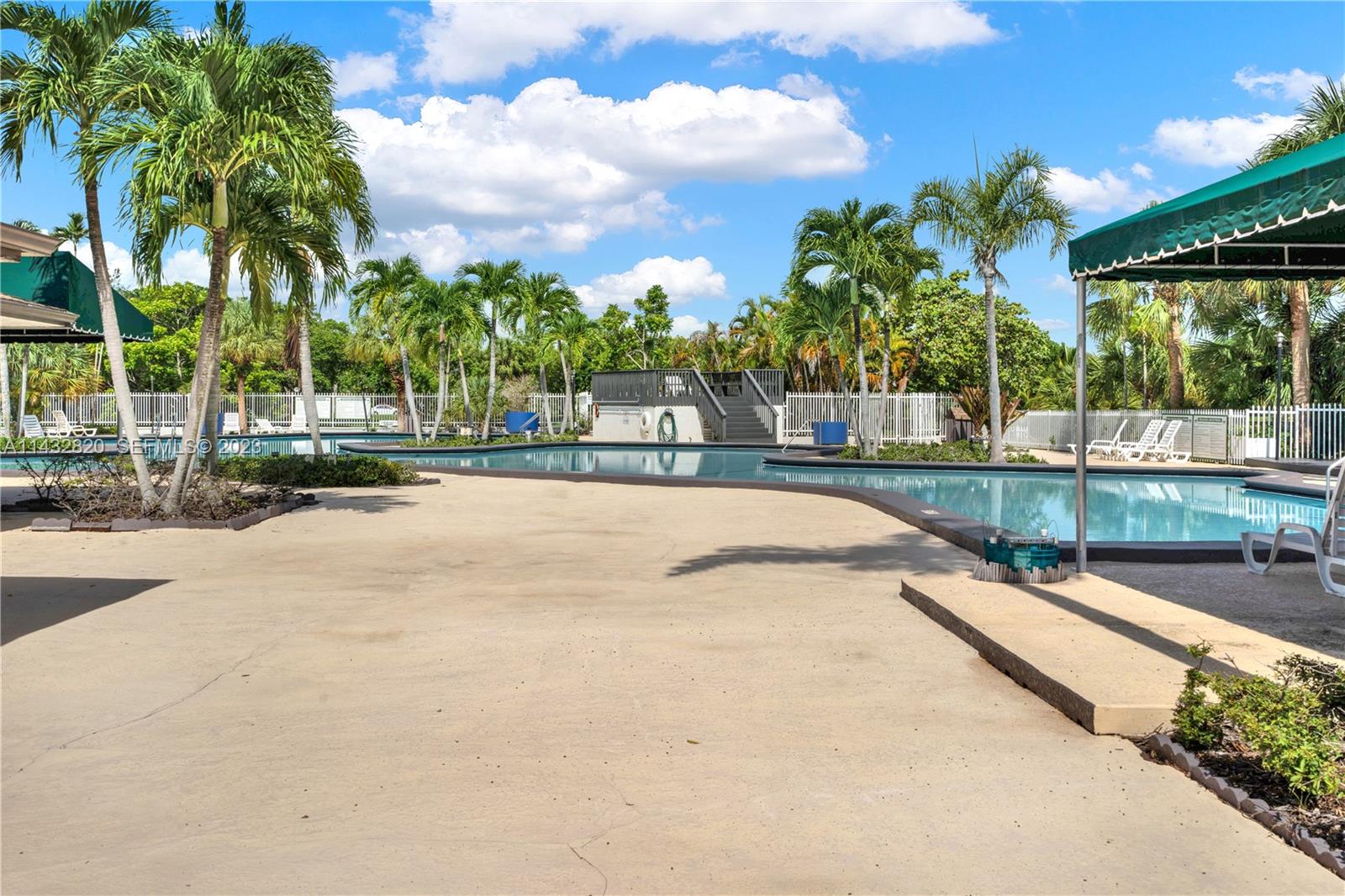 7013 Southwest 109th Court Miami, FL 33173 - Photo 26 of 33