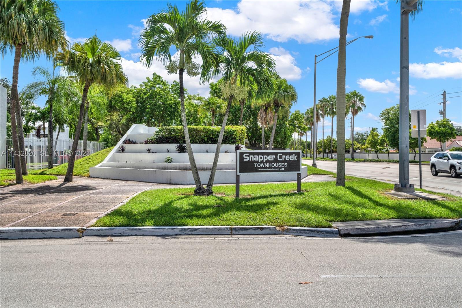 7013 Southwest 109th Court Miami, FL 33173 - Photo 31 of 33