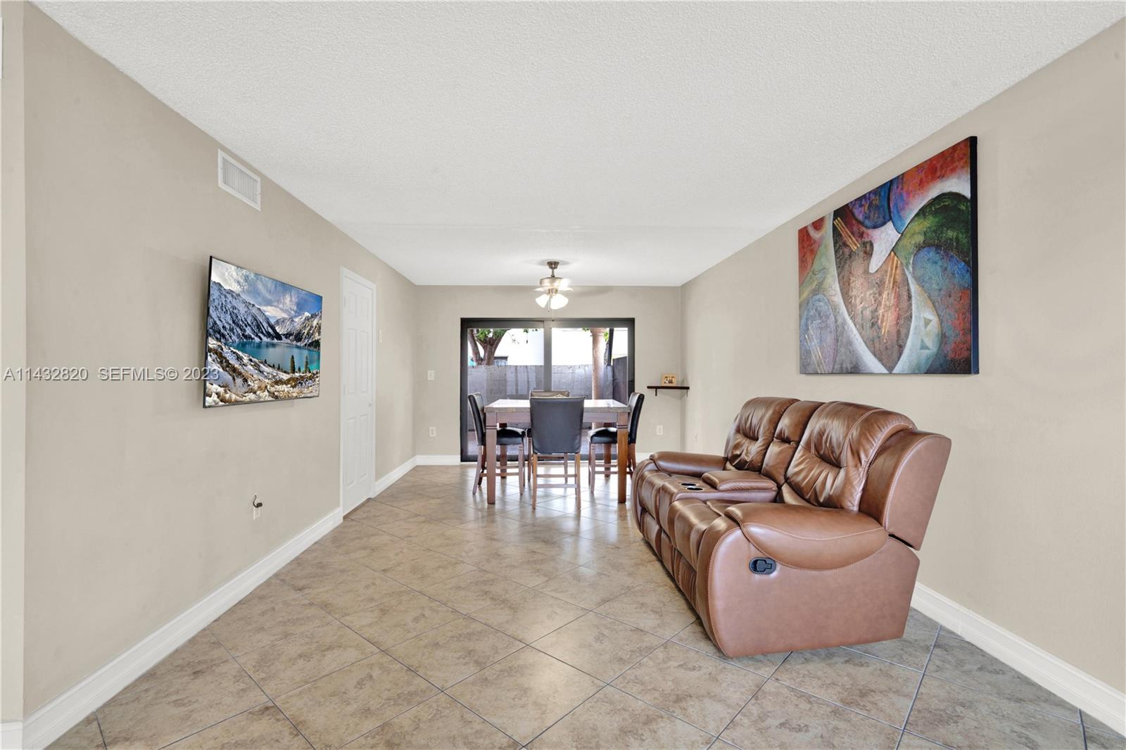 7013 Southwest 109th Court Miami, FL 33173 - Photo 5 of 33