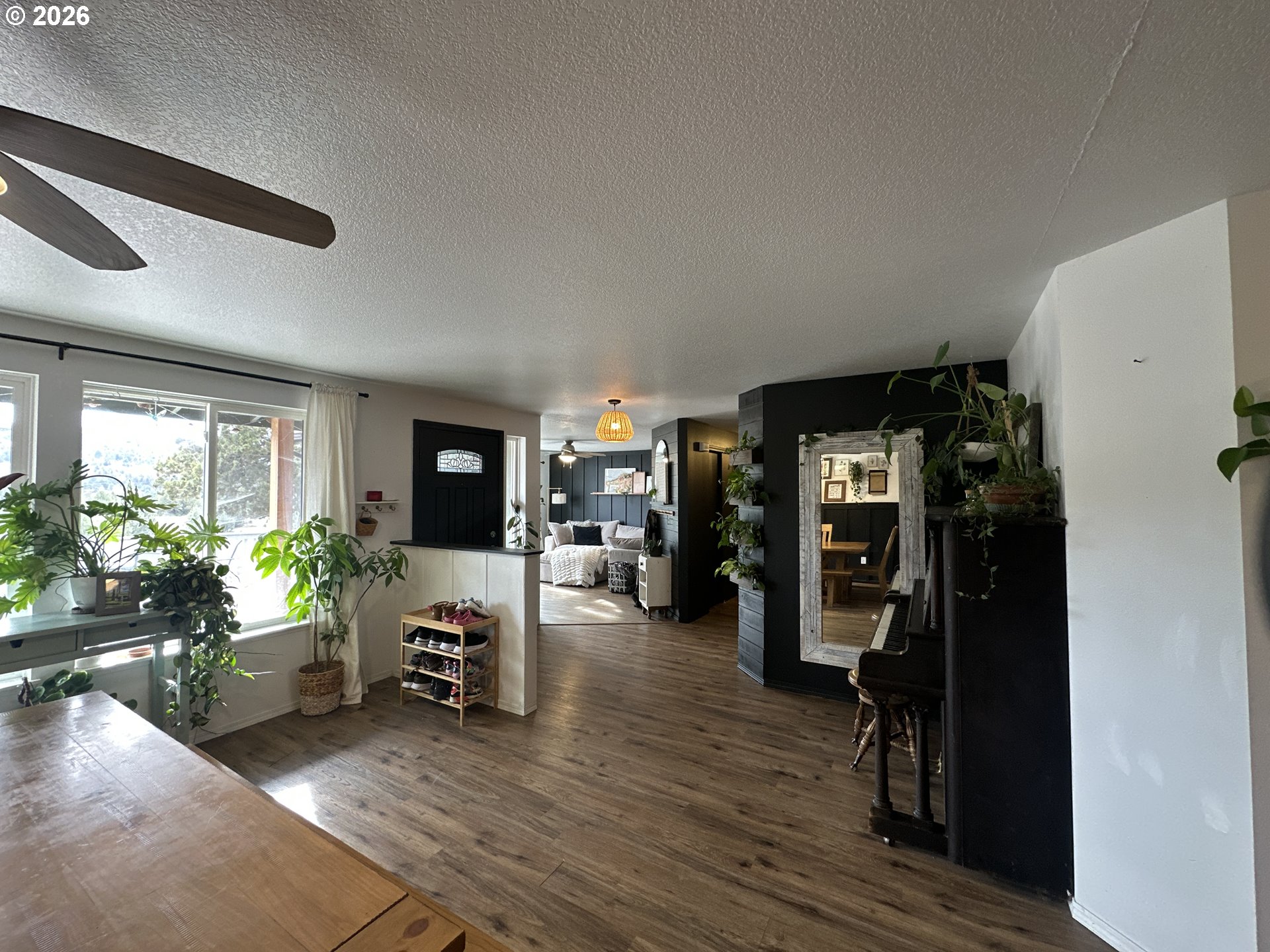 120 Valley View Drive John Day, OR 97845 - Photo 14 of 34 a living room with furniture and a window