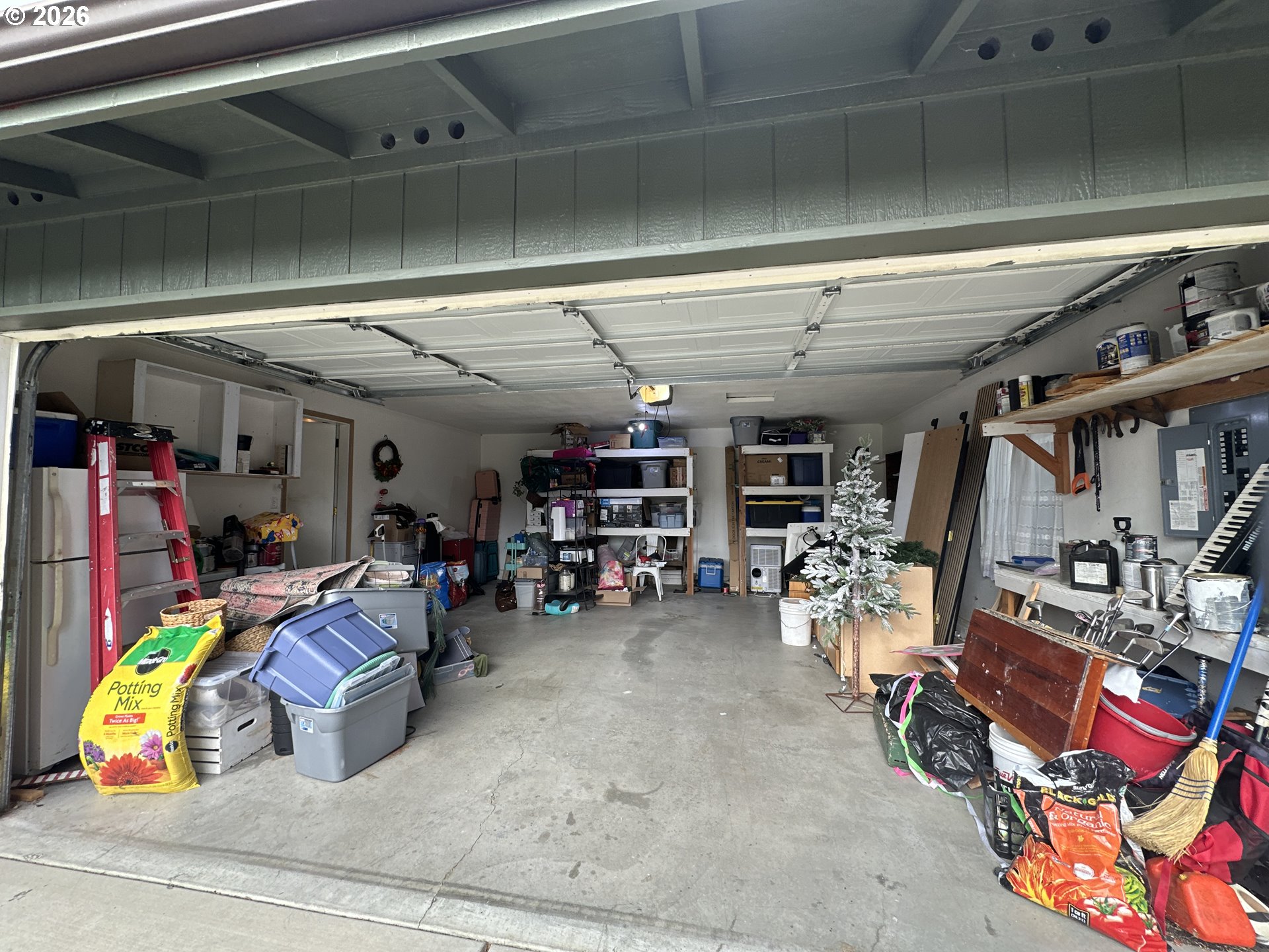 120 Valley View Drive John Day, OR 97845 - Photo 25 of 34 a view of store room with gym equipment