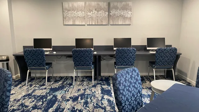 $4,500 | 6866 Huntington Lane, Unit 305, Delray Beach, FL 33446