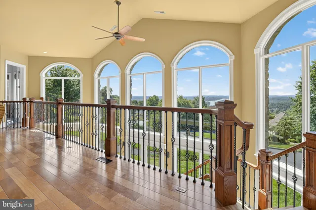 $1,092,500 | 522 Halyard Way, Enola, PA 17025