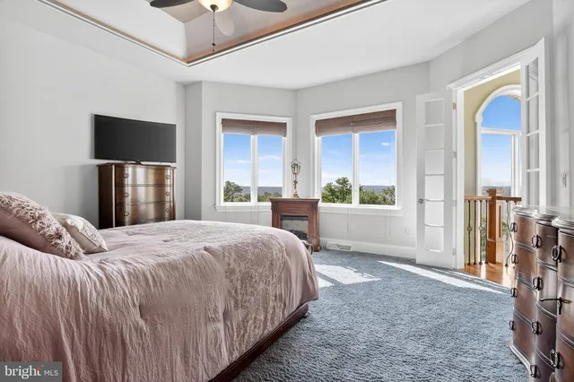 $1,092,500 | 522 Halyard Way, Enola, PA 17025