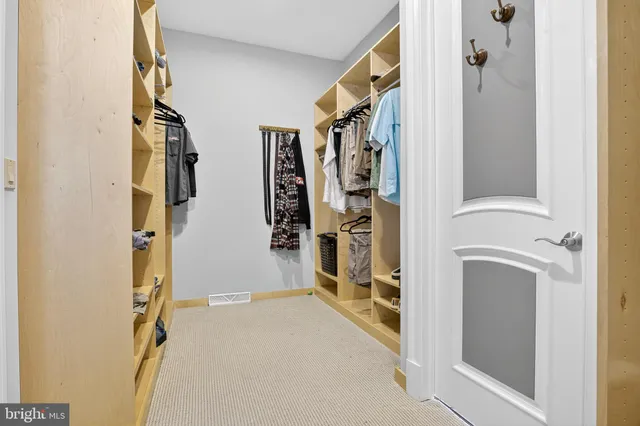 $1,092,500 | 522 Halyard Way, Enola, PA 17025