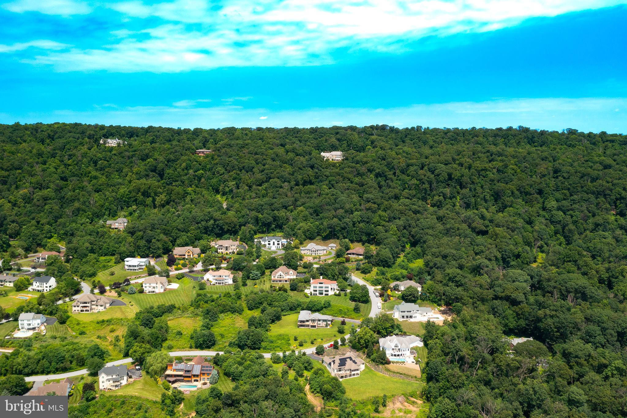 522 Halyard Way Enola, PA 17025 - Photo 5 of 60 a view of an ocean