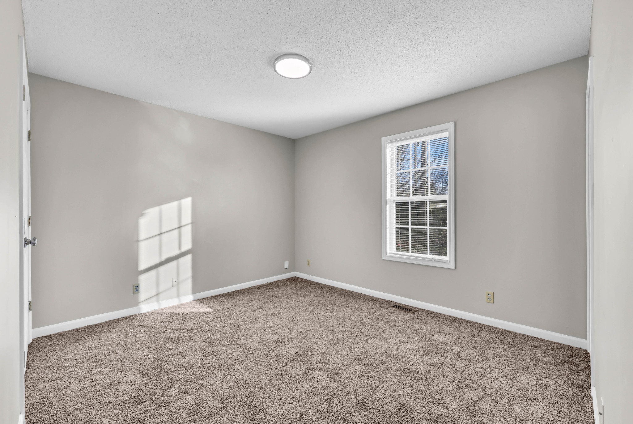 2009 Timberline Circle Oak Grove, KY 42262 - Photo 21 of 34