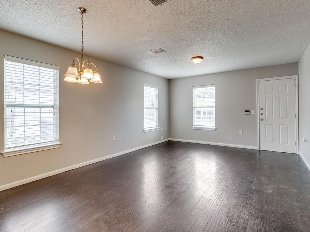 2621 Choice Street Dallas, TX 75215 - Photo 4 of 25