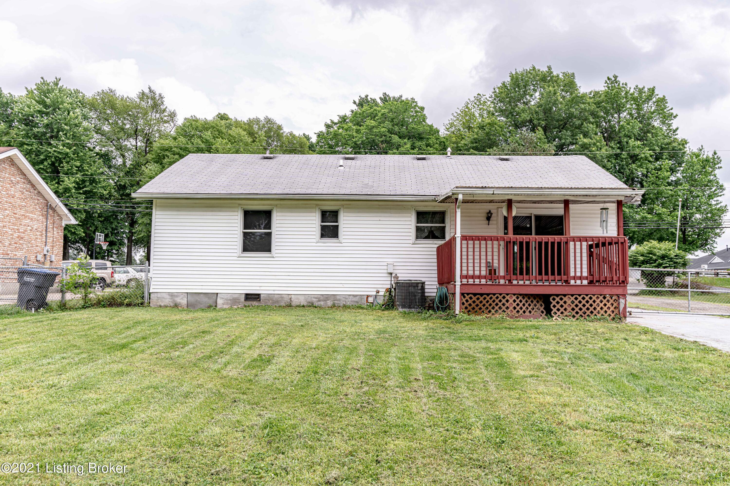 6804 Terry Road Louisville, KY 40258 - Photo 38 of 43 DSC08378
