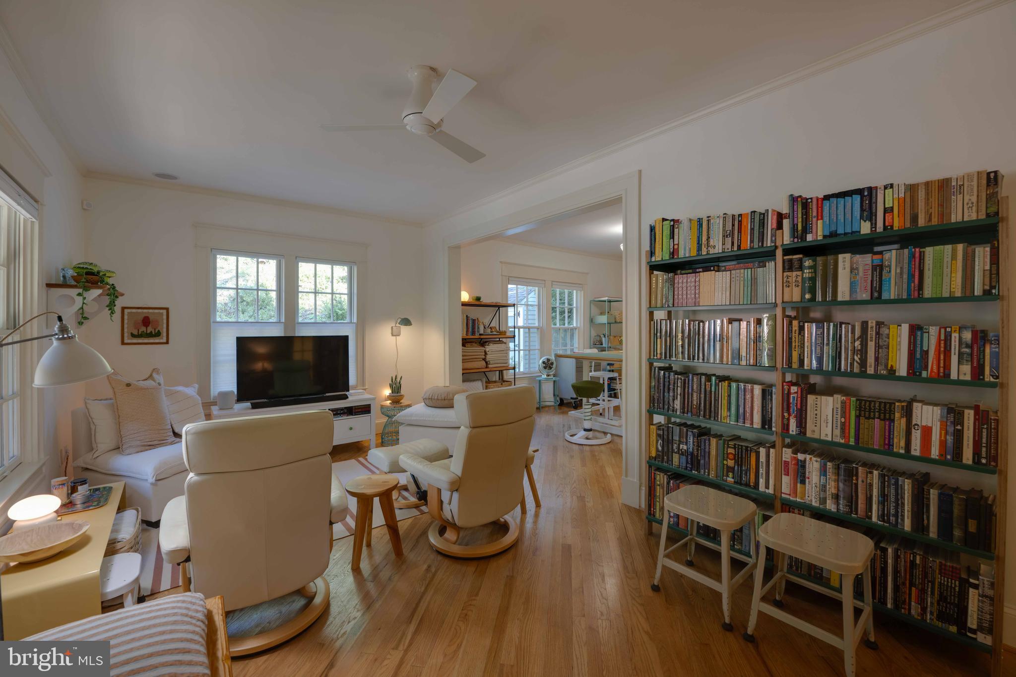 5805 Lochlea Road Baltimore, MD 21209 - Photo 18 of 37