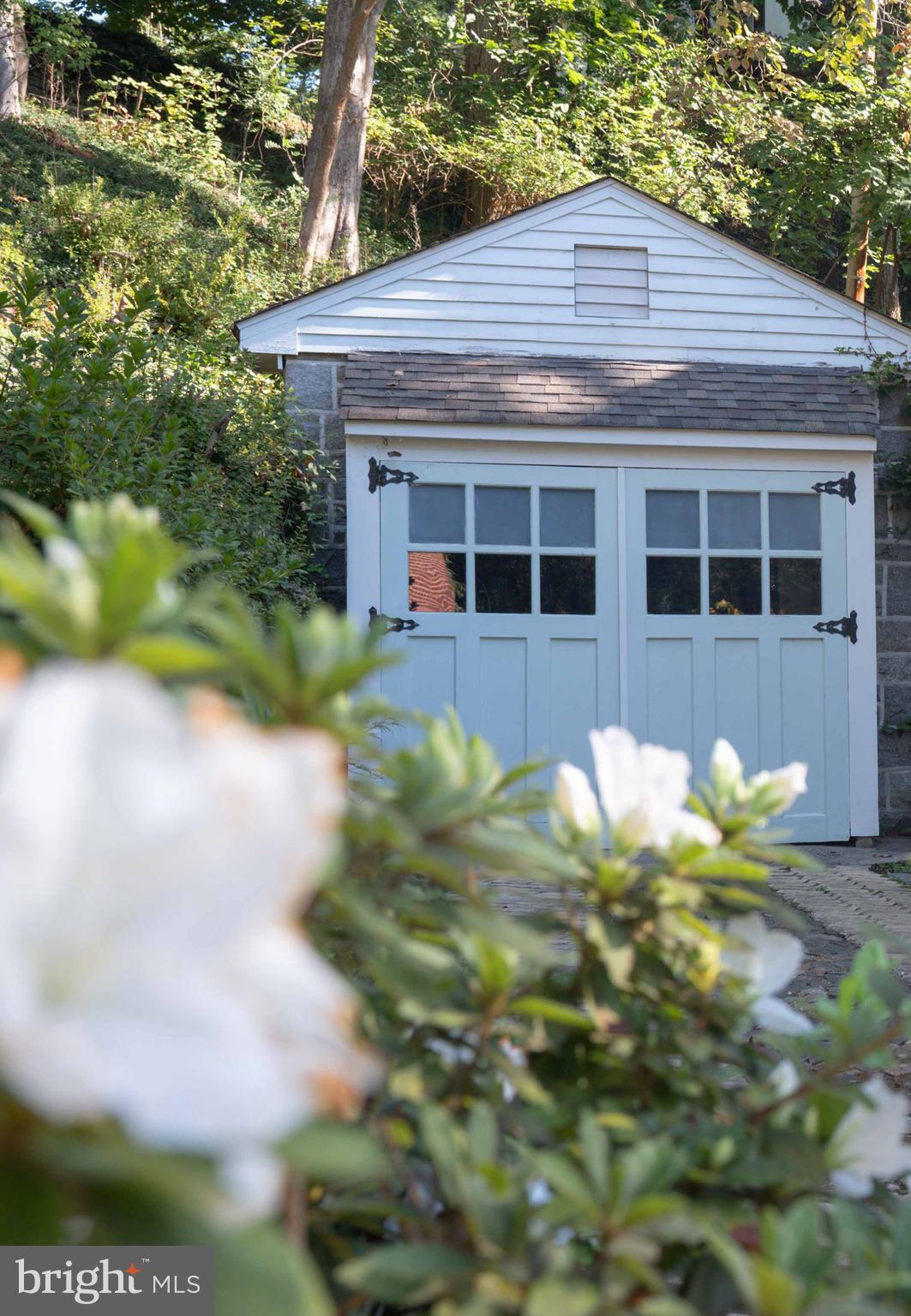 5805 Lochlea Road Baltimore, MD 21209 - Photo 22 of 37