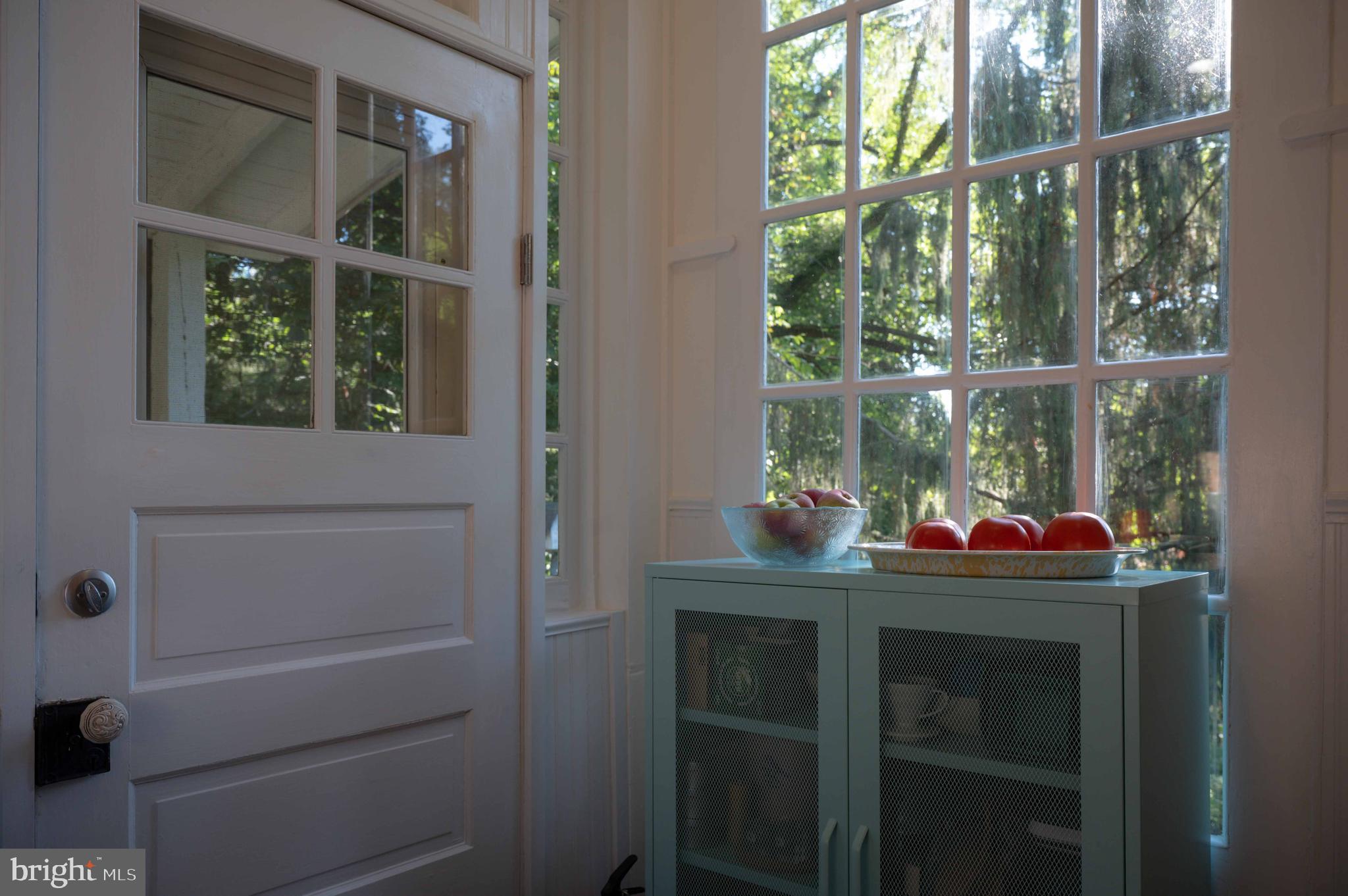5805 Lochlea Road Baltimore, MD 21209 - Photo 25 of 37