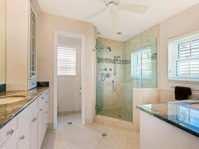 138 Jupiter Key Road Jupiter, FL 33477 - Photo 16 of 42 master-bathroom_138 Jupiter Key Road