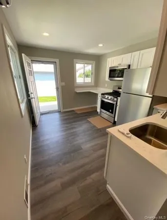$1,850 | 11 Stan Haven Place, East Northport, NY 11731