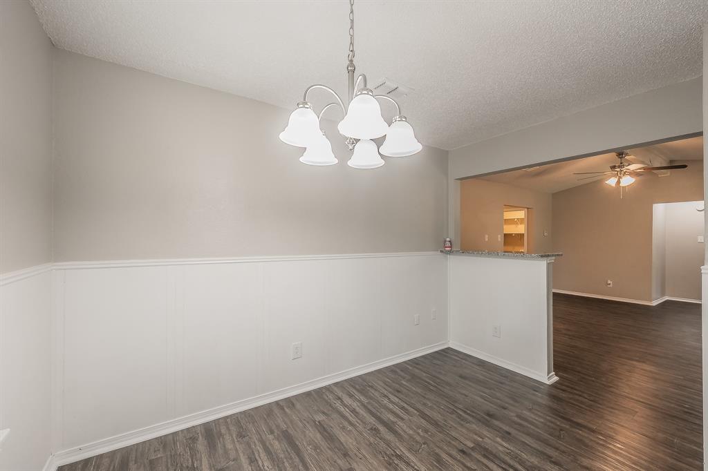 912 Red Oak Street Azle, TX 76020 - Photo 10 of 40