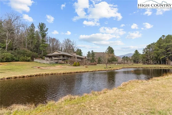 $2,295,000 | 110 Mountain Hearth Lane, Sparta, NC 28675