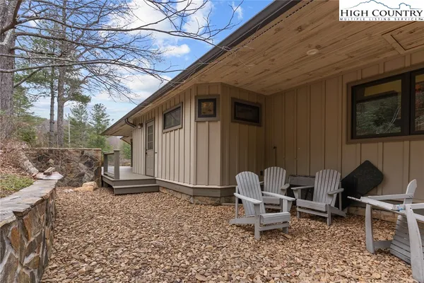 $2,295,000 | 110 Mountain Hearth Lane, Sparta, NC 28675