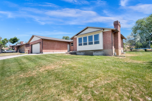 2902 North 725 West Layton, UT 84041 - Photo 2 of 30