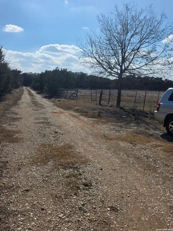 $2,100 | 205 Hill Country Drive, Pipe Creek, TX 78063