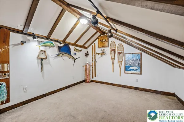 a view of a garage