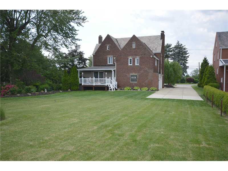 4015 Provost Road Whitehall, PA 15227 - Photo 25 of 25 Exterior Back.