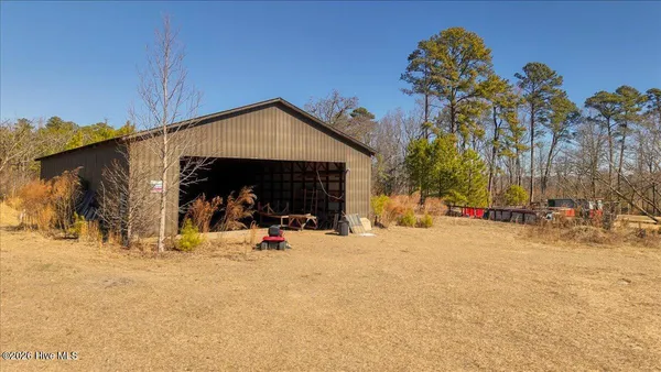 $320,000 | 2085 Vass-Carthage Road, Carthage, NC 28327