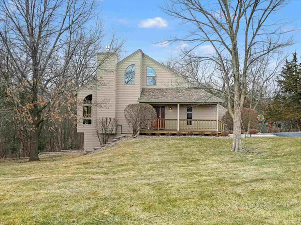 $480,000 | 1 High Ridge Run, Galena, IL 61036